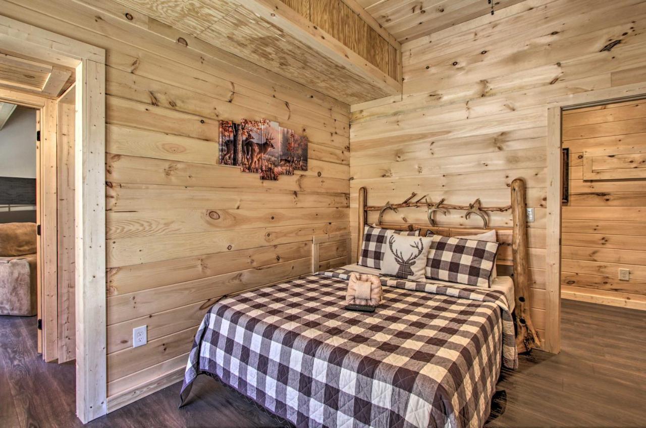 The Phoenix Cabin With Hot Tub In Gatlinburg! Zewnętrze zdjęcie